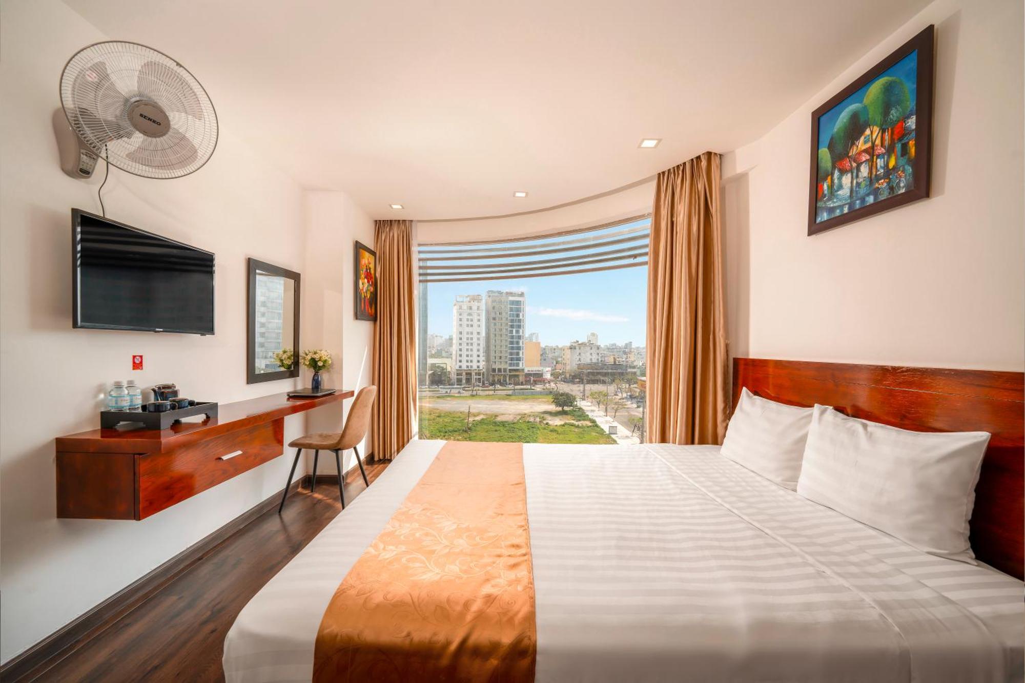 Waikiki Beach Hotel Da Nang Zewnętrze zdjęcie