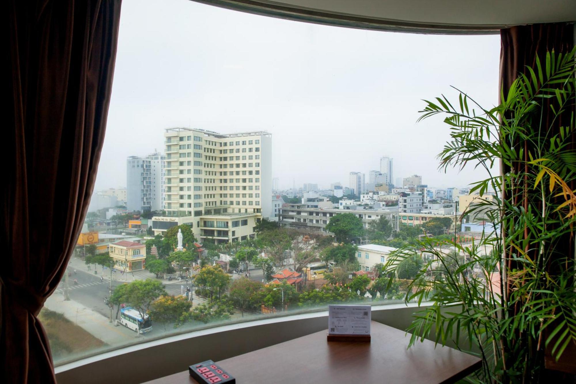 Waikiki Beach Hotel Da Nang Zewnętrze zdjęcie